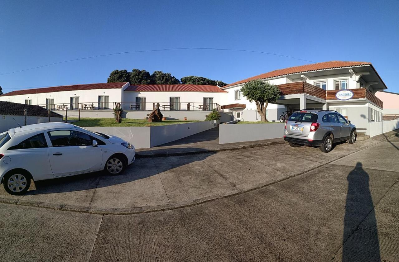 Hotel Comodoro Corvo Exteriér fotografie